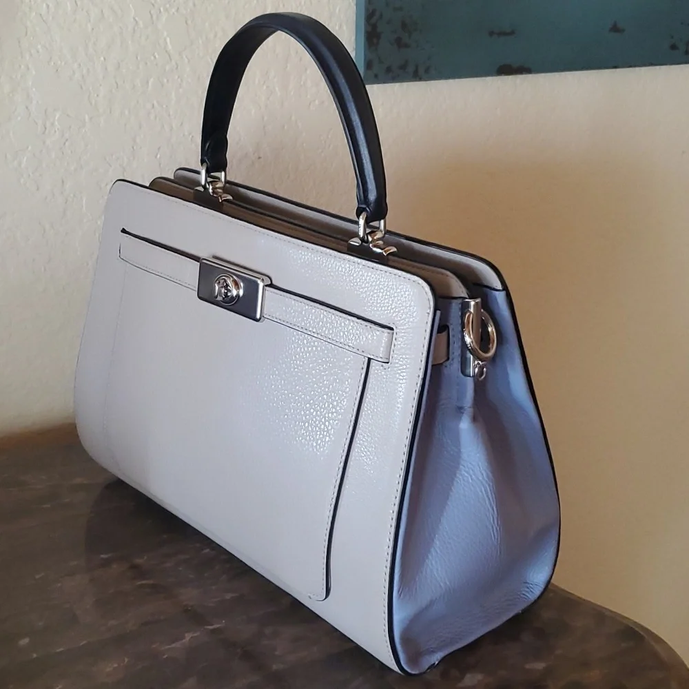 Like NEW Coach colorblock Lane Carryall